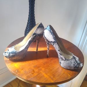 Aldo Juliette snakeskin peep toe hidden platform sky high stiletto heels